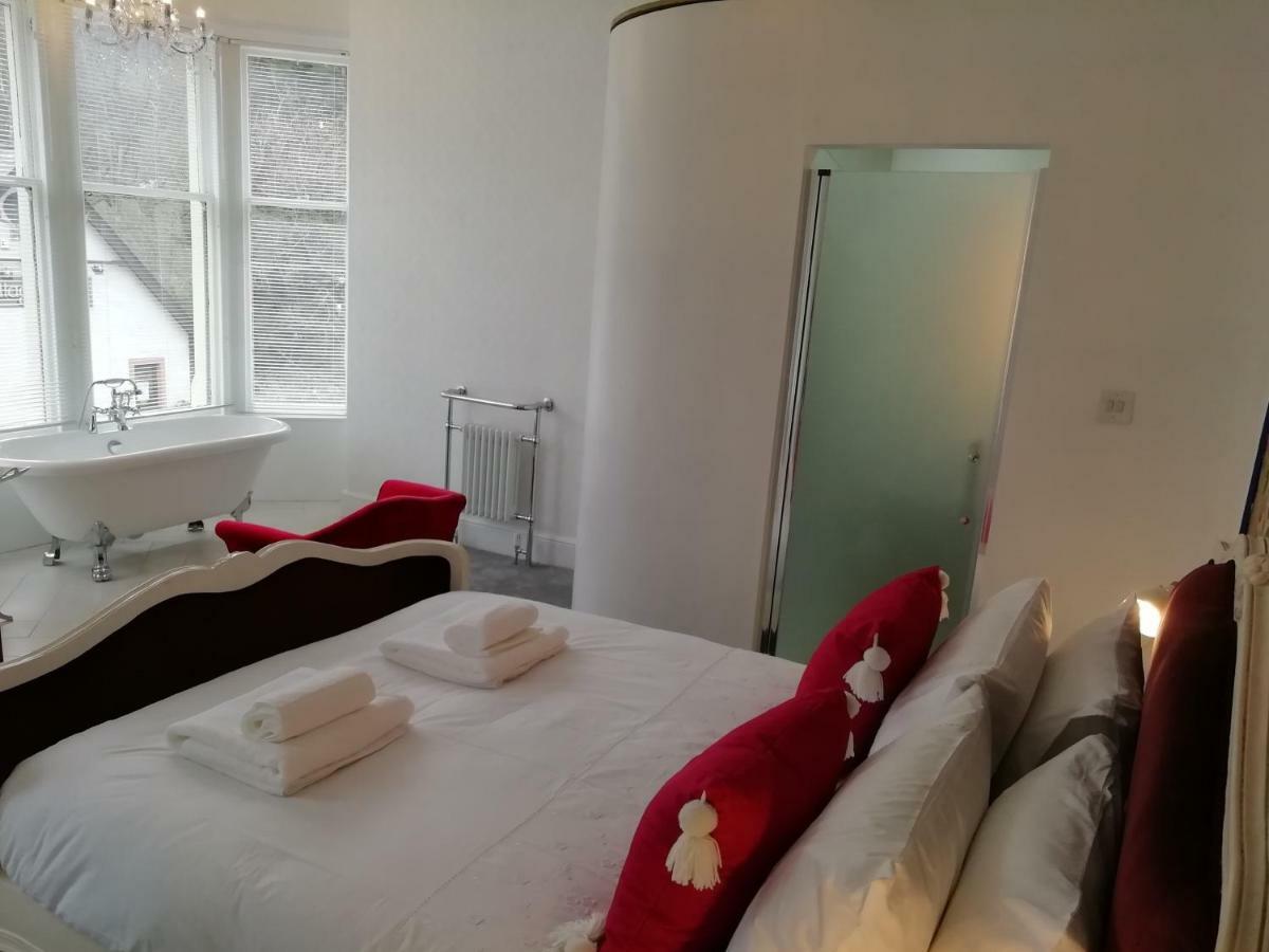 The Ben Sheann Hotel Strathyre Room photo